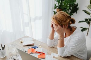 Read more about the article מדריך לחייבים: איך לצאת ממעגל החובות ולהחזיר שליטה על הכספים