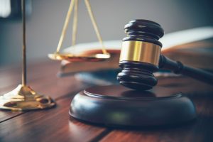 Read more about the article עו"ד אברהם הופרט מסביר – מהי צוואה בעל פה ומתי היא תקפה?